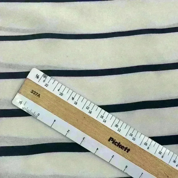 LOFT Women’s Size Small Ivory Black Semi Sheer Blouse 3/4‎ Sleeves Gathered - Picture 6 of 10